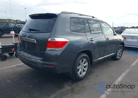 2011 Toyota Highlander Se V6 z USA, uszkodzony, nr VIN 5TDBK3EH9BS082653